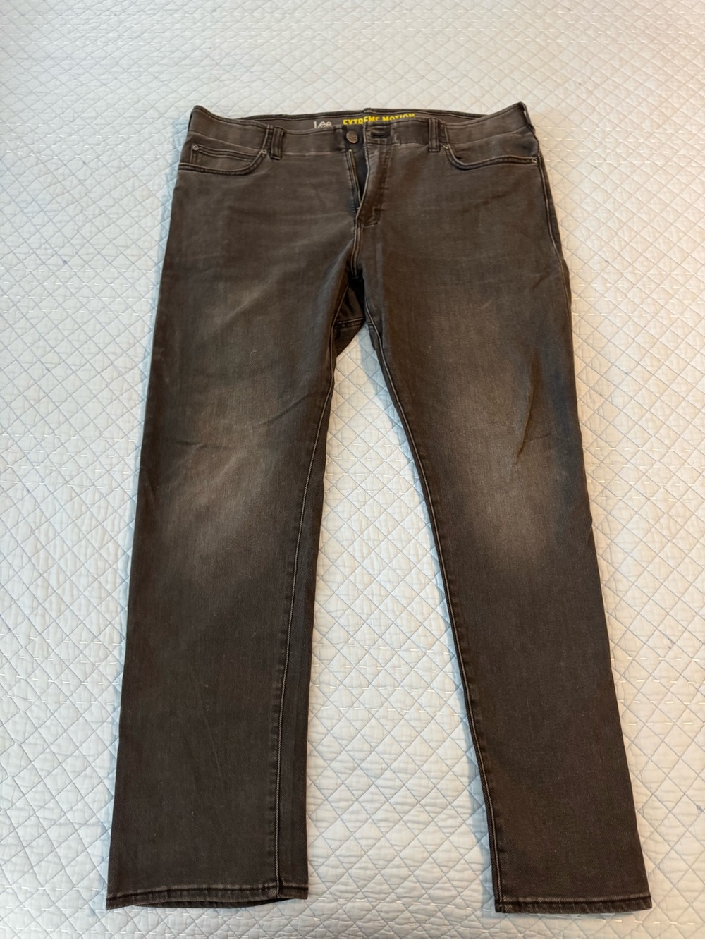 Lee Men's Slim Straight Jeans in Black Wash